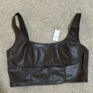 Banana republic cropped vegan leather buster, size 8, brown